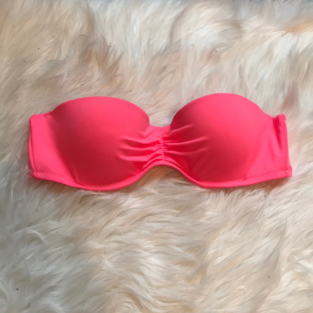 Victoria’s Secret Strapless bikini top
